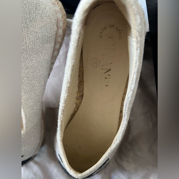 Authentic Chanel Espadrilles Fabric Silver/Black size 37 (7) - Picture 2 of 7